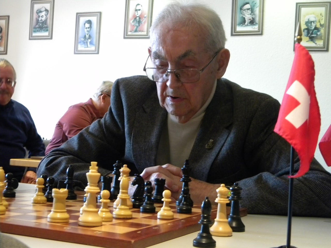 Victor Korchnoi, Soviet-born chess grandmaster, dead at 85